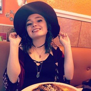 Meet your Posher, Julia